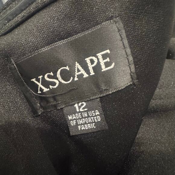 XSCAPE Women's Ruffled Off-the-Shoulder Short Sleeve Crepe Sheath Gown 12 NWT - Picture 12 of 14